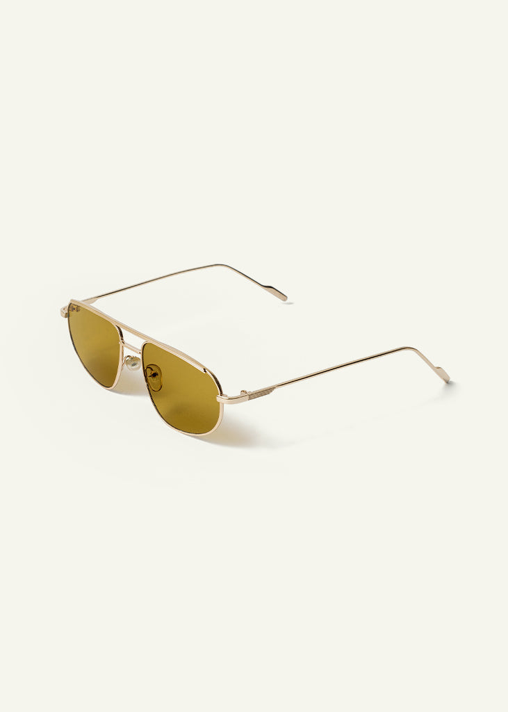 sybaria; sybaria sunglasses; BRERA sunglasses (GOLDEN); Aviator; luxury Aviator; premium unisex eyewear; ultralight polycarbonate eyewear; Golden UV400 lenses; high fashion eyewear; chromotherapy eyewear;