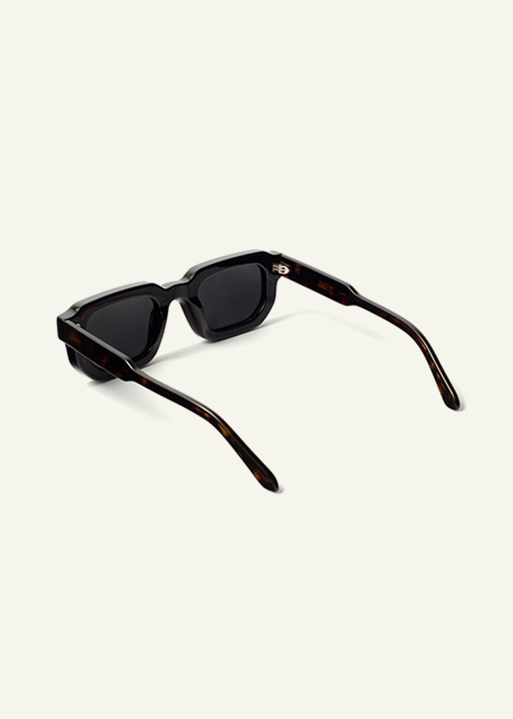 sybaria; sybaria sunglasses; MANZONI sunglasses (HAVANA & BLACK); Squared; Squared luxury; premium unisex eyewear; ultralight polycarbonate eyewear; Black UV400 lenses; high fashion eyewear; chromotherapy eyewear;