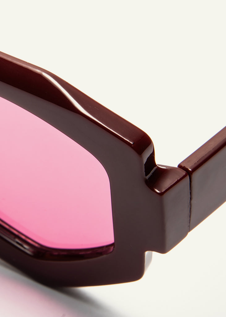 sybaria; sybaria sunglasses; SPARTACO sunglasses (MAUVE); Oversized & Oval; Oversized & Oval luxury; premium unisex eyewear; ultra-light polycarbonate eyewear; Mauve UV400 lenses; high-fashion eyewear; chromotherapy eyewear;