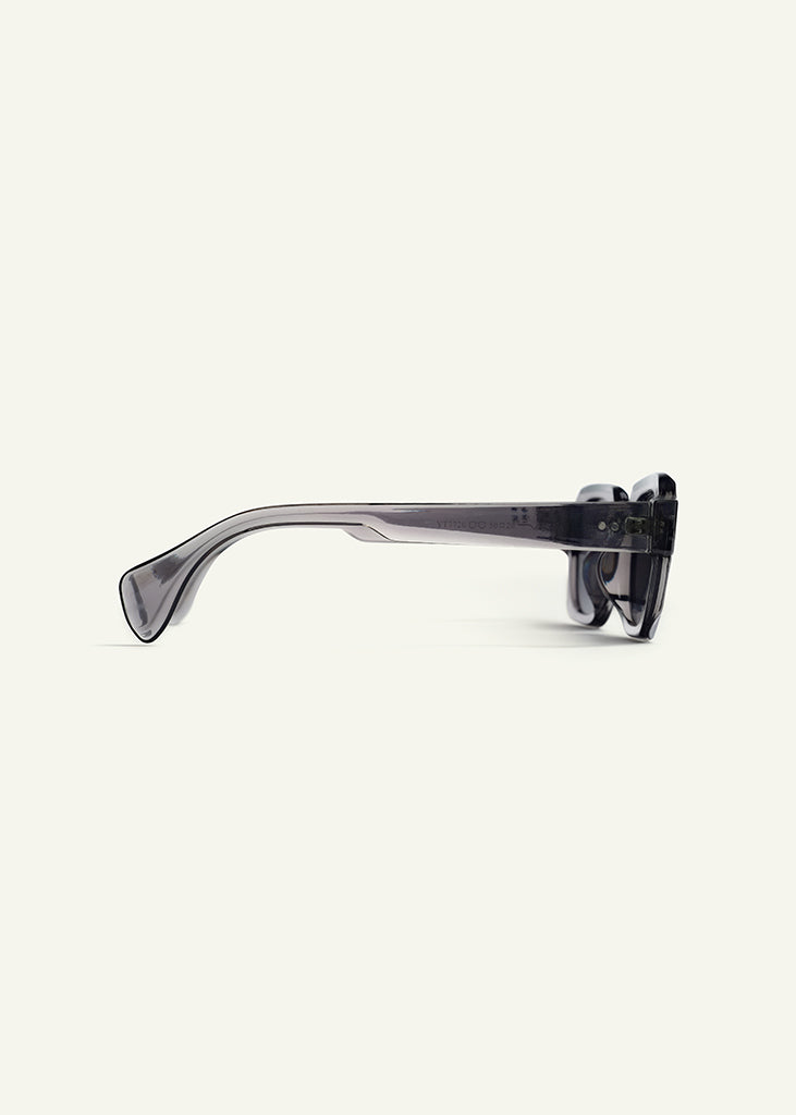 sybaria; sybaria sunglasses; VERCELLI sunglasses (GRAY & SMOKE); Wayfarer & Geometric; Luxury Wayfarer & Geometric; Premium unisex eyewear; Ultralight polycarbonate eyewear; Smoke UV400 lenses; High fashion eyewear; chromotherapy eyewear;
