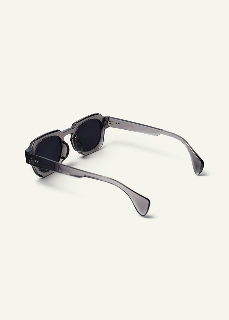 sybaria; sybaria sunglasses; VERCELLI sunglasses (GRAY & SMOKE); Wayfarer & Geometric; Luxury Wayfarer & Geometric; Premium unisex eyewear; Ultralight polycarbonate eyewear; Smoke UV400 lenses; High fashion eyewear; chromotherapy eyewear;