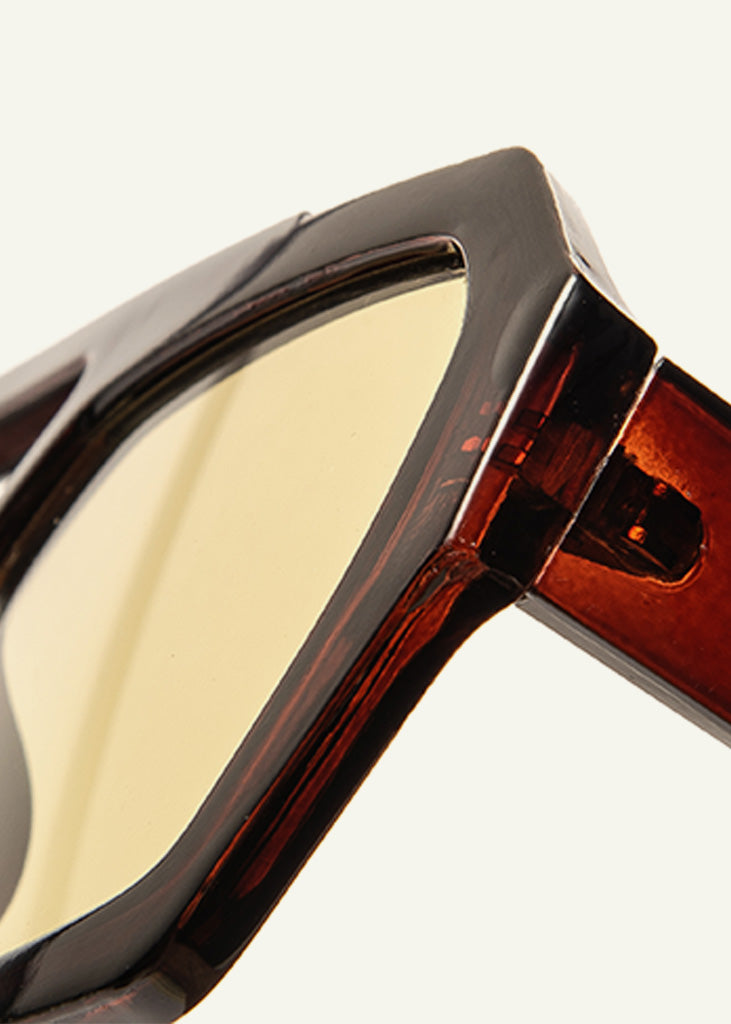 sybaria; sybaria sunglasses; VIA DELLA SPIGA sunglasses (MOCHA & GREEN); Aviator & Geometric; Aviator & Geometric luxury; premium unisex eyewear; ultra-light polycarbonate eyewear; green UV400 lenses; high-fashion eyewear; chromotherapy eyewear;