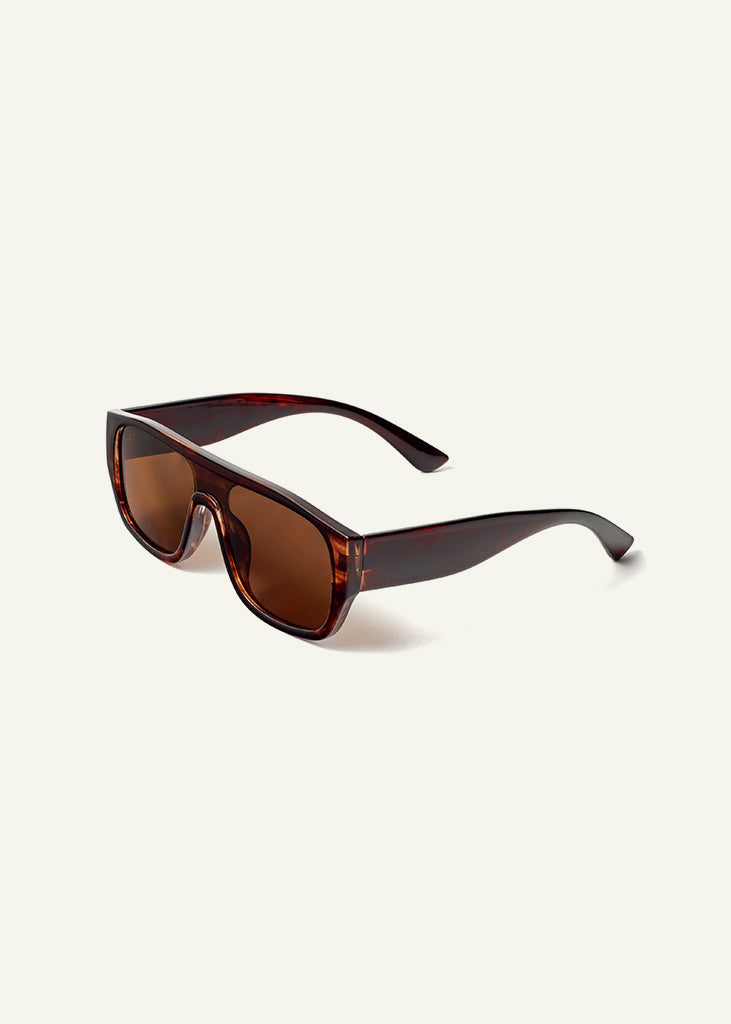 sybaria; sybaria sunglasses; BESANA (COFFEE) sunglasses; Oversized; Oversized luxury; premium unisex eyewear; ultralight polycarbonate eyewear; Coffee UV400 lenses; high fashion eyewear; chromotherapy eyewear;