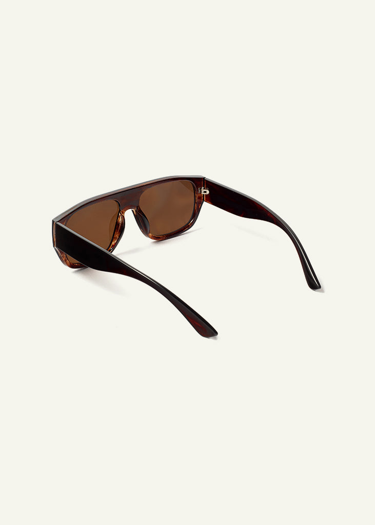 sybaria; sybaria sunglasses; BESANA (COFFEE) sunglasses; Oversized; Oversized luxury; premium unisex eyewear; ultralight polycarbonate eyewear; Coffee UV400 lenses; high fashion eyewear; chromotherapy eyewear;