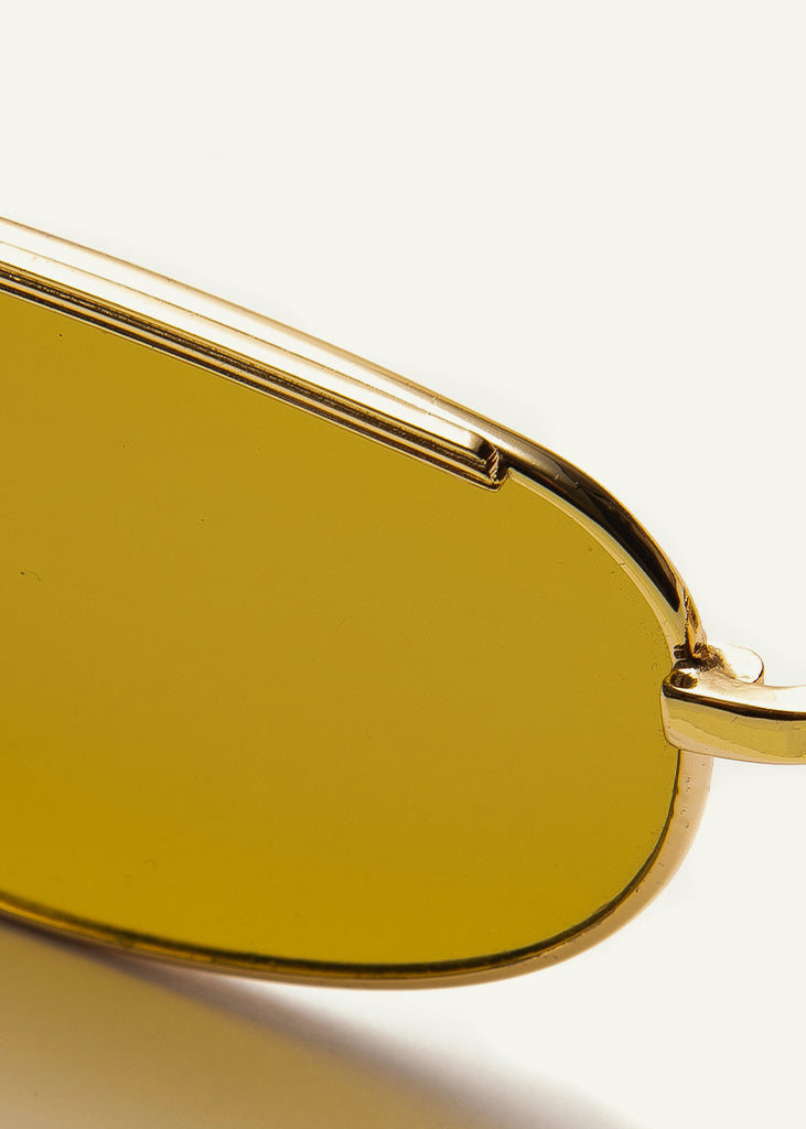 sybaria; sybaria sunglasses; BRERA sunglasses (GOLDEN); Aviator; luxury Aviator; premium unisex eyewear; ultralight polycarbonate eyewear; Golden UV400 lenses; high fashion eyewear; chromotherapy eyewear;