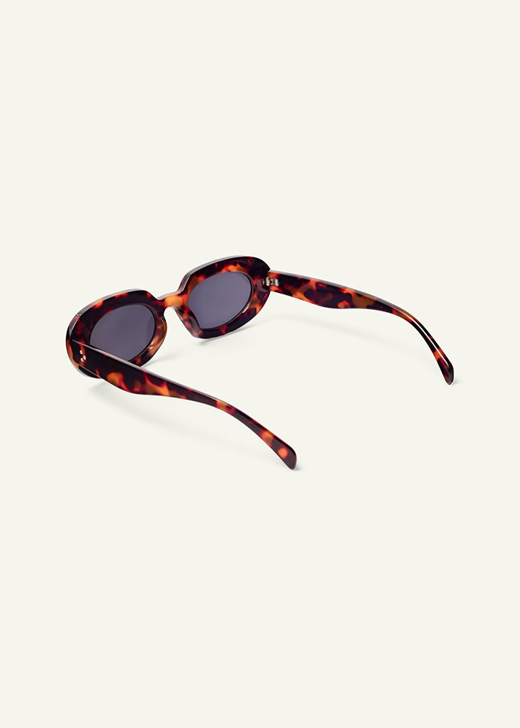 sybaria; sybaria sunglasses; GARDA sunglasses (HAVANA & BLACK); Oval; Oval luxury; premium unisex eyewear; ultralight polycarbonate eyewear; Black UV400 lenses; high fashion eyewear; chromotherapy eyewear;